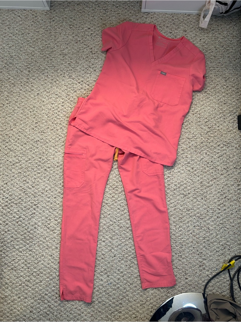FIGS Scrubs Top M, Pants XS PO#1603 limited-edition Neon Pink